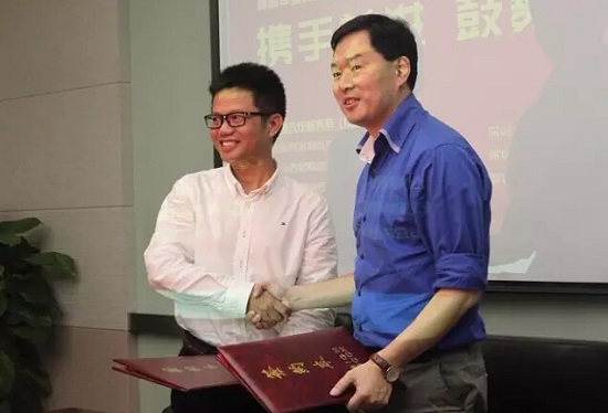 第一戶外與華強(qiáng)集團(tuán)達(dá)成戰(zhàn)略合作，廣告投放獨(dú)家壟斷