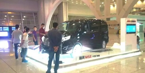 豪任性！江淮汽車包了大半年展位做高鐵廣告！
