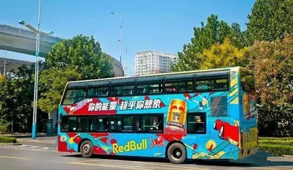 公交車廣告戶外媒體的佼佼者，讓品牌快速引爆市場(chǎng)!