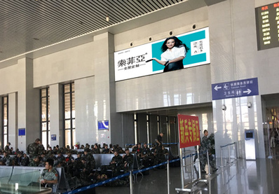 南昌火車(chē)站燈箱廣告