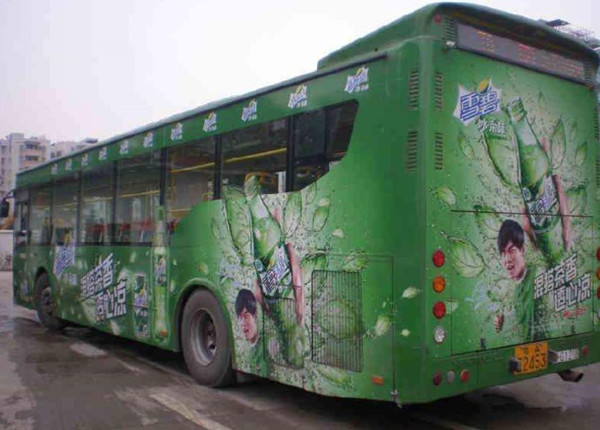 戶外廣告投放，公交車廣告依舊倍受關注