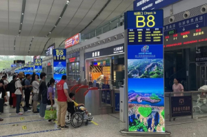 深圳北站LED廣告價(jià)格，深圳北高鐵站候車大廳廣告全覆蓋廣告案例