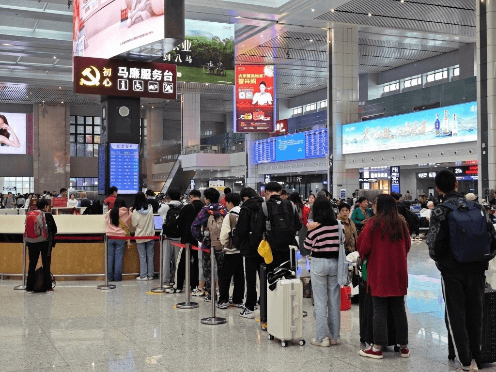 重慶北站春運(yùn)期間熱門廣告位多少錢？重慶北高鐵站火車北站廣告價(jià)格