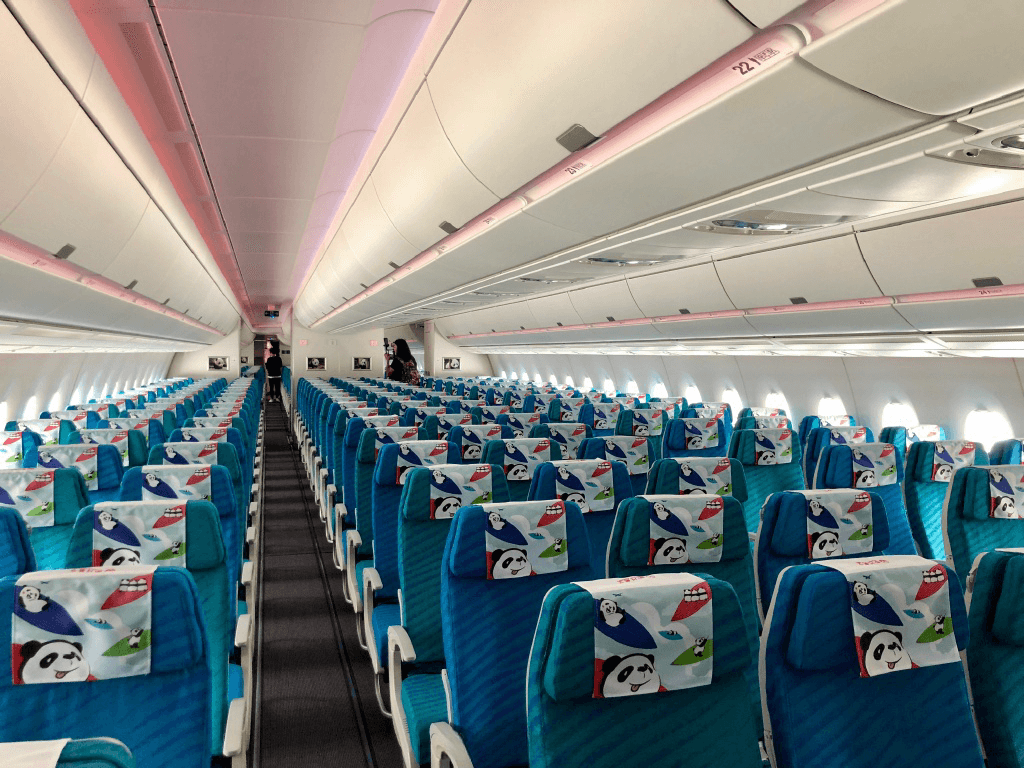 四川航空機載廣告價格收費多少錢？川航機載飛機客艙春運熱門廣告