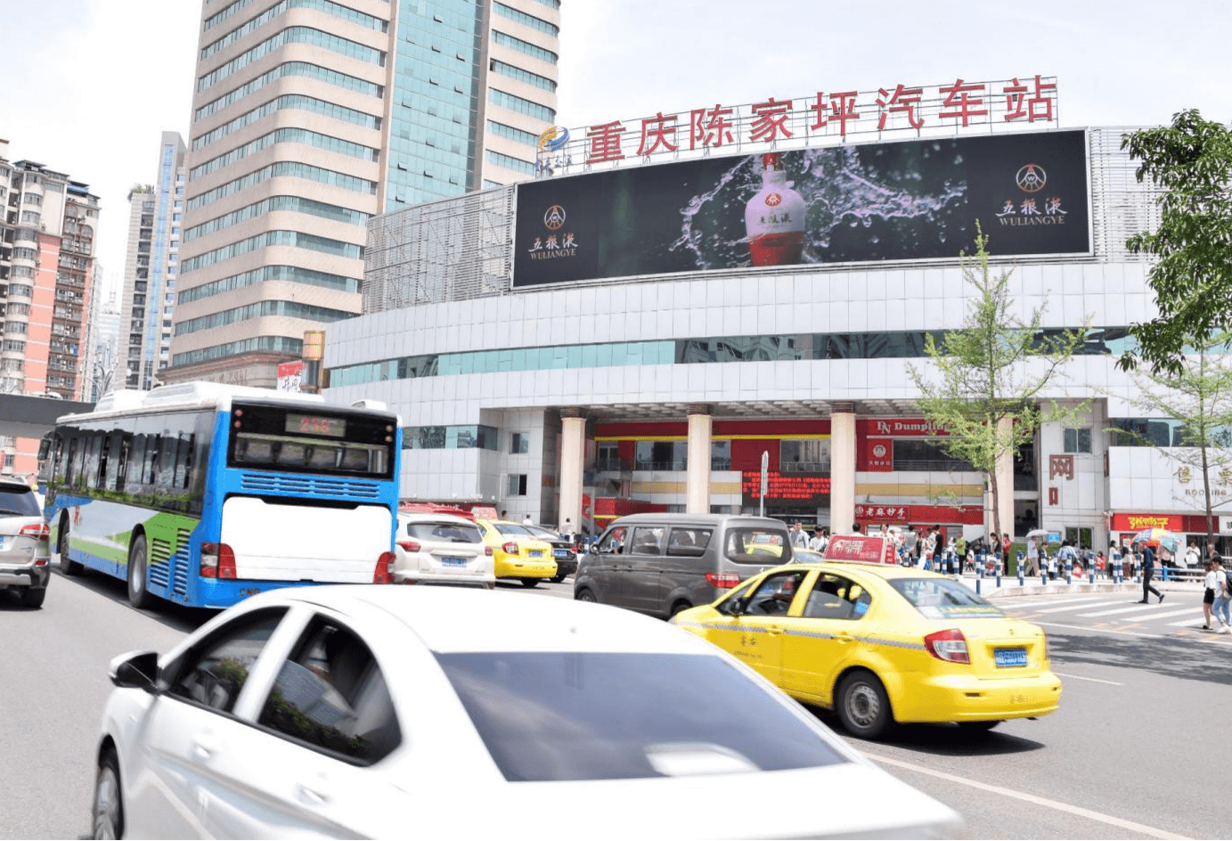 重慶LED大屏廣告價(jià)格收費(fèi)多少錢？重慶九龍坡LED大屏廣告