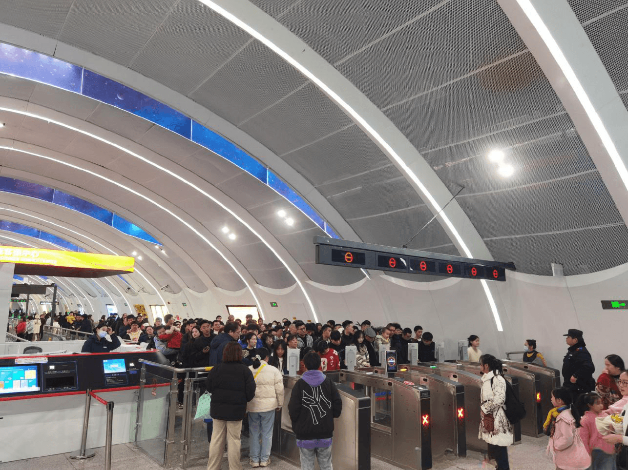 貴陽地鐵3號(hào)線廣告價(jià)格收費(fèi)多少錢，貴陽地鐵廣告3號(hào)線有哪些？
