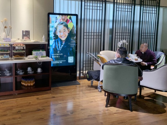長沙黃花機(jī)場(chǎng)貴賓廳休息室頭等艙電子屏廣告，長沙機(jī)場(chǎng)廣告價(jià)格收費(fèi)