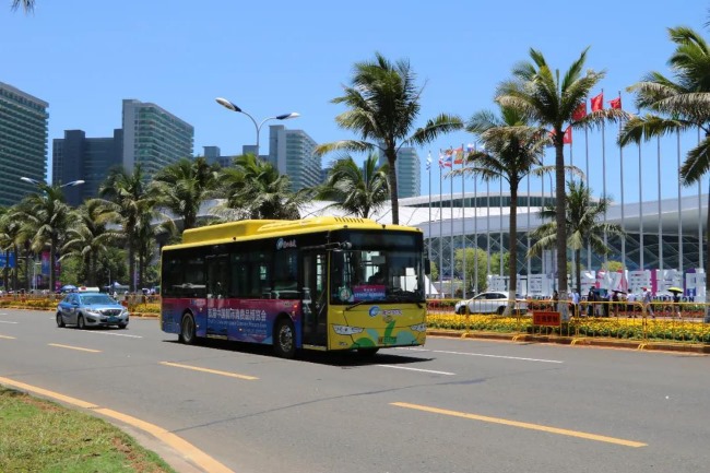 海口公交車(chē)身外包車(chē)貼展會(huì)案例圖，海口公交巴士車(chē)身廣告價(jià)格收費(fèi)