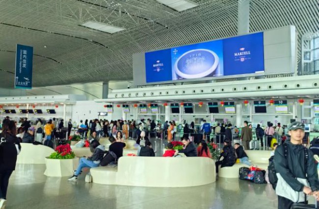 揭陽潮汕機場出發(fā)LED大屏廣告安檢值機全覆蓋，潮汕機場廣告價格