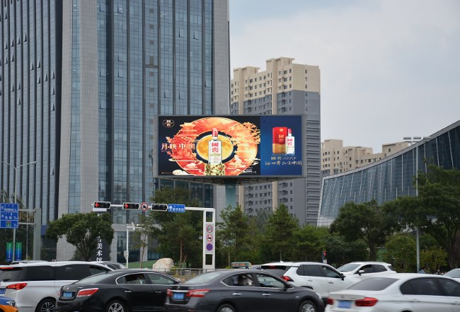 呼和浩特戶外LED廣告投放，呼和浩特大屏廣告價格