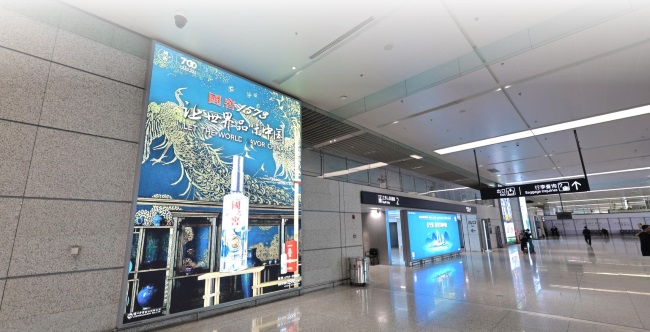 寧波機(jī)場到達(dá)出口中央廣告投放，寧波機(jī)場行李廳出口燈箱廣告
