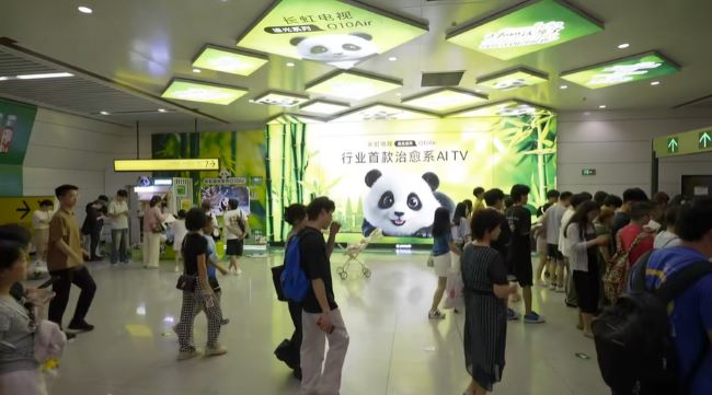 重慶觀音橋地鐵站廳墻面燈箱廣告投放，重慶地鐵大屏廣告價格