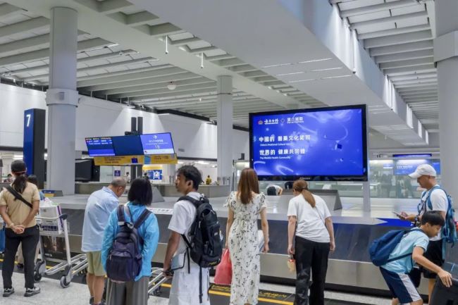 香港國(guó)際機(jī)場(chǎng)行李轉(zhuǎn)盤上方大屏廣告投放，香港機(jī)場(chǎng)LED廣告價(jià)格